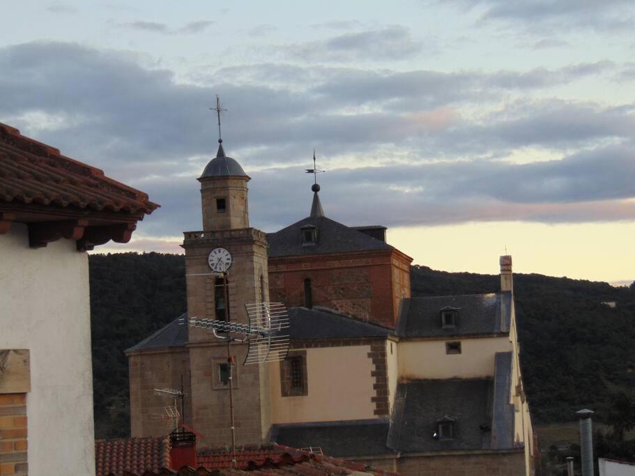فيلا Casa De Ensueno En El Casco Antiguo San Martín de Valdeiglesias المظهر الخارجي الصورة